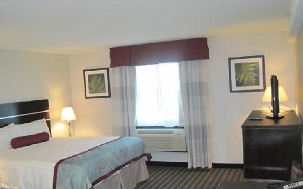 Super 8 By Wyndham Saskatoon Near Downtown Hotel Eksteriør billede